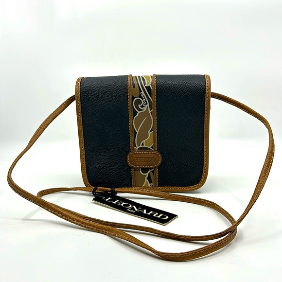 Authentic Leonard Paris N.C. 19294 sling Bag crossbody bag Made in Italy - Picture 3 of 12